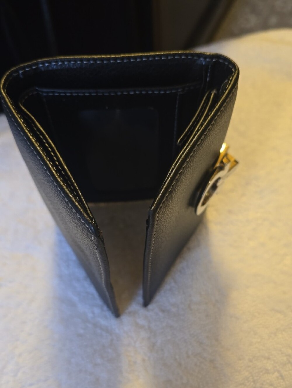 Ferragamo Black Leather Women’s Wallet with Silver Hardware - Picture 12 of 13